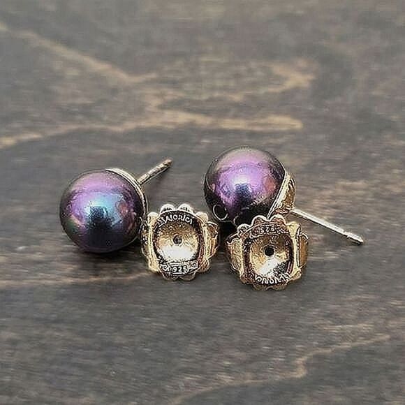 Vtg faux black pearl and gold plated sterling silver studs - Picture 5 of 9
